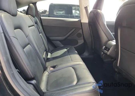 2021 Tesla Model Y from USA, damaged, VIN 5YJYGDEE2MF121176